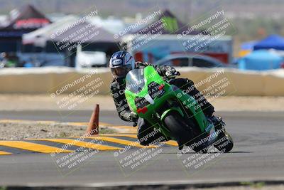 media/Oct-09-2022-SoCal Trackdays (Sun) [[95640aeeb6]]/Turn 2 (1110am)/